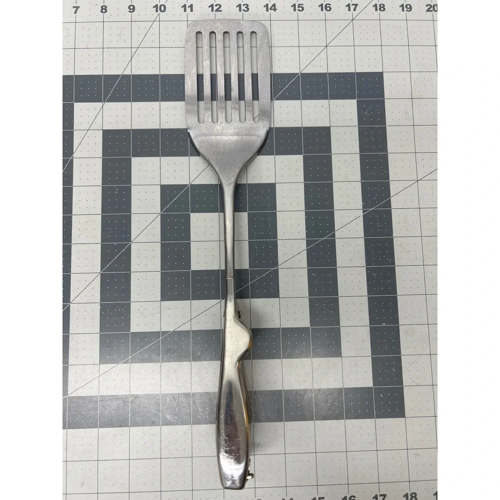 EZ Easy Flip Spatula 17in Silver Spring Loaded Mechanical Squeeze‎ Handle